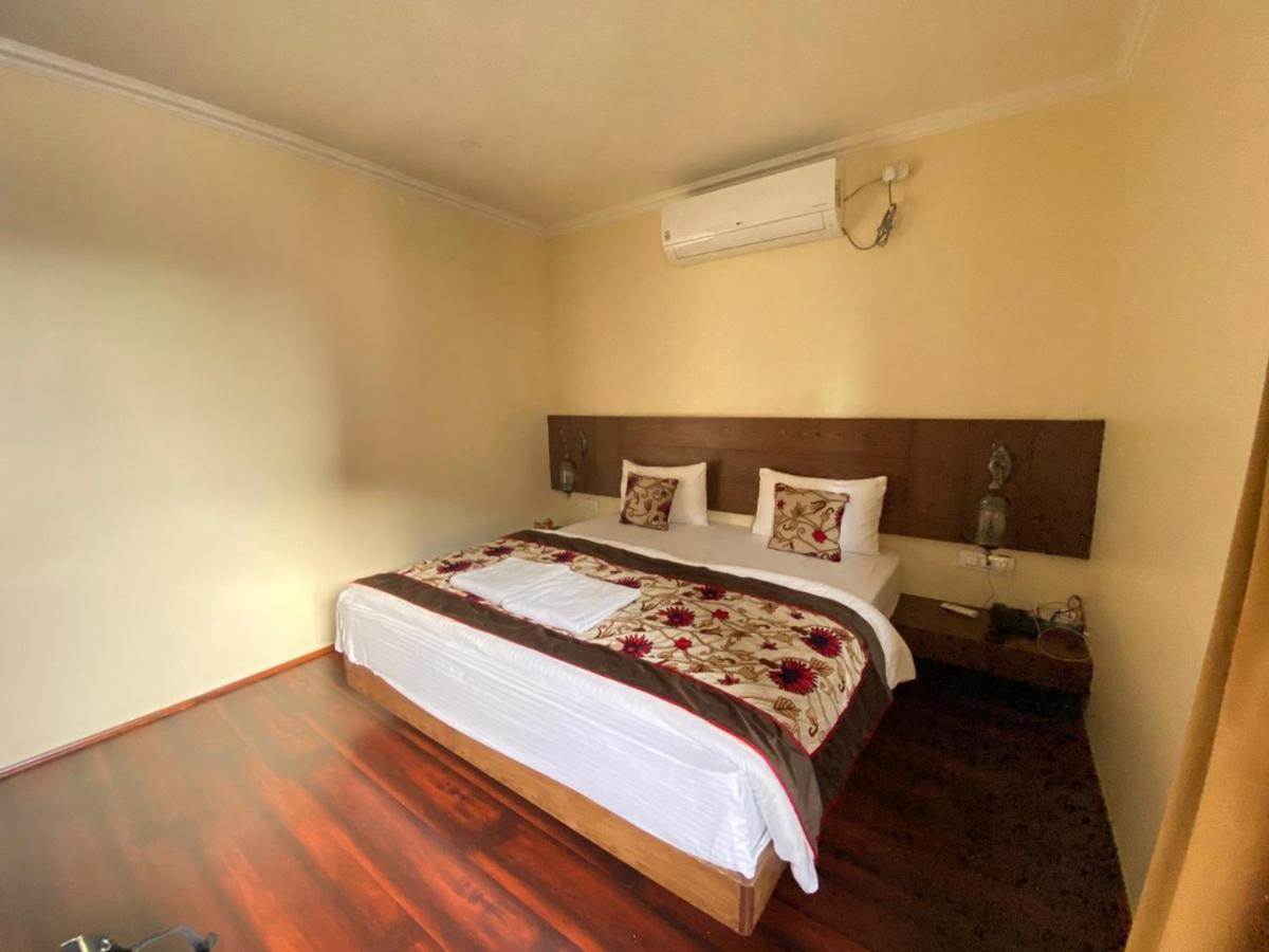 Hotel Green Rooms Srīnagar Exterior foto